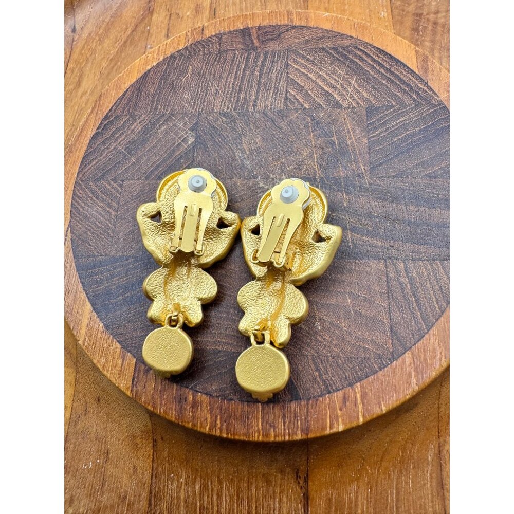 Vintage Elizabeth Taylor Avon Angel Cherub Clip-On Earrings Matte Gold Tone Red - Picture 5 of 9
